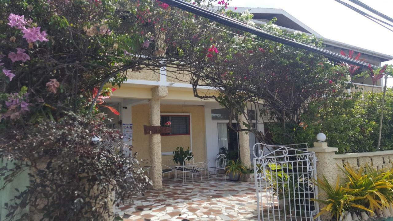 גרנווייל Rainbow Inn מראה חיצוני תמונה