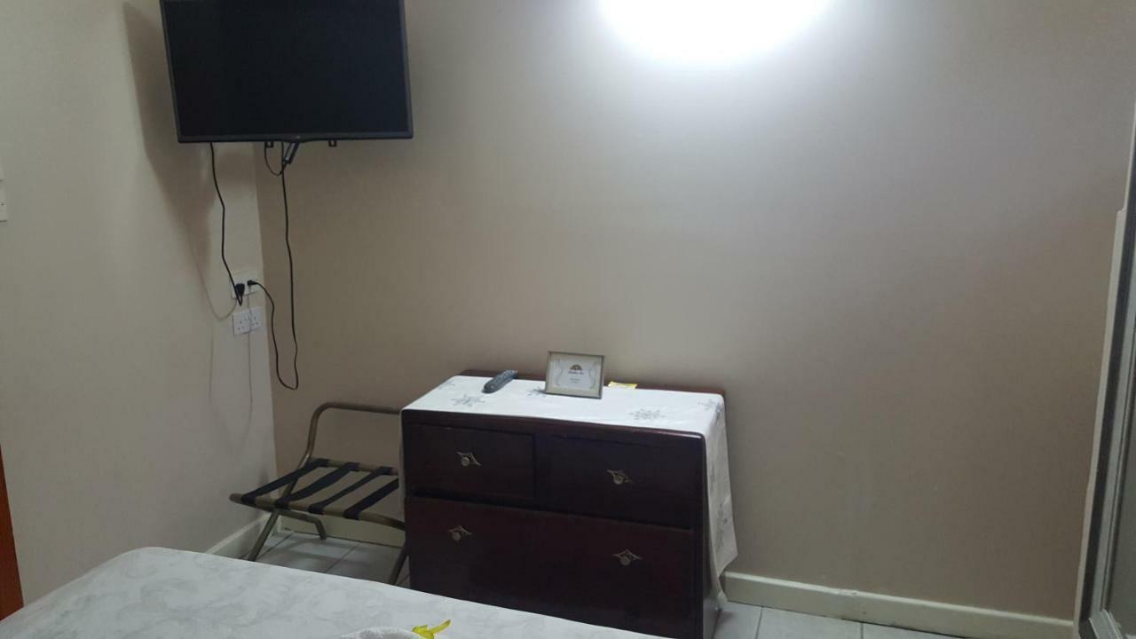 גרנווייל Rainbow Inn מראה חיצוני תמונה